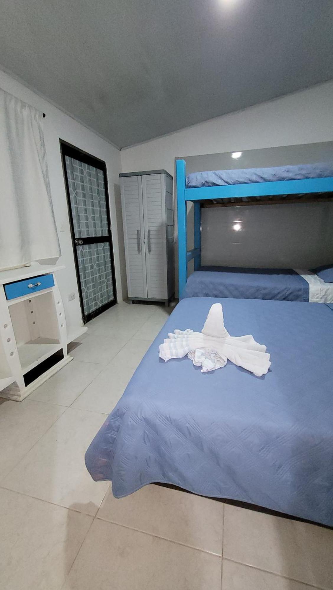 Hotel Cabaña Playa DanRay Coveñas Habitación foto