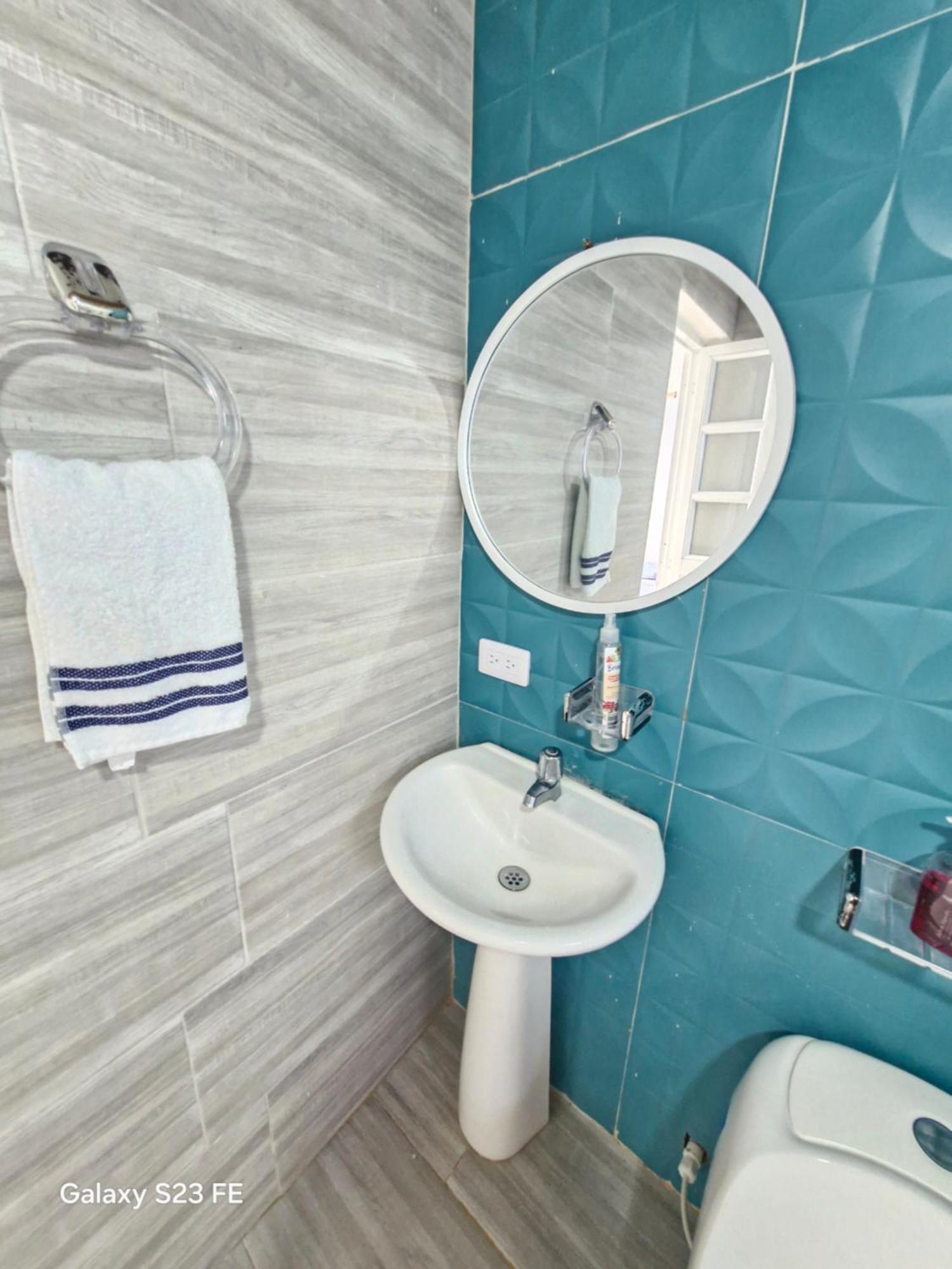 Hotel Cabaña Playa DanRay Coveñas Habitación foto